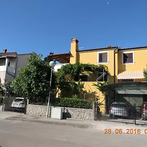 https://apartments-ivanka-mali-losinj.primorje-gorskikotar.com